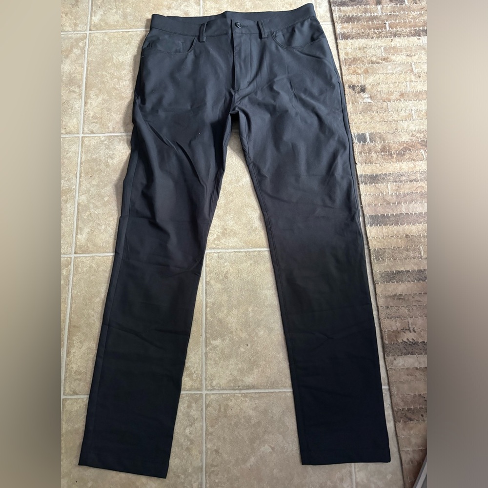 PrAna Men’s Black Slim Fit Pants Sz 34/32‎